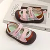Sandálias Infantis, Novos Sapatos Infantis Estilo Verão, Sapatos para Meninas, Sapatos para Caminhada ao Ar Livre, Sandálias Esportivas Respiráveis de Malha para Meninos