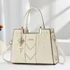 Bolsas de Exportación Taizhou para Mujer 2025 Nueva Moda Hilo Bordado Bolsa para Mamá Bolsa de Mujer de Gran Capacidad Bolso de Hombro Único Cruzado Dropshipping