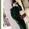 Saia de tricô francesa com casaco para mulheres outono e inverno novo cintura alta justa saia de base suéter vestido interno gola semi alta