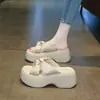 Sandalias de Suela Gruesa para Mujer, Nuevo Estilo de Moda Verano 2026, Adecuadas para Usar con Faldas, Zapatos de Playa Ligeros Antideslizantes, Que Aumentan la Altura para Personas Bajitas