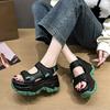 Nuevas sandalias de velcro con suela gruesa para mujer, sandalias de playa, sandalias estilo deportivo de bizcocho, grandes favorablemente