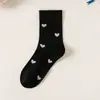 Meias Femininas de Cano Médio, Meias para Gestante em Formato de Coração, Meias Japonesas Versáteis Largas, Meias Populares de Venda Cruzada, Meias Longas de Outono e Inverno Atacado
