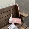 Bolso tipo baguette con diseño de nicho texturizado para mujer, Nuevo de Moda Primavera/Verano 2026, Bolso de Mano de Bufanda de Seda, Bolso Pequeño Cuadrado, Bolso de Hombro