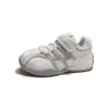 Zapatillas deportivas de running de malla hueca patchwork con suela blanda estilo principios de otoño 2026 unisex estilo casual para niños zapatillas deportivas ligeras venta al por mayor