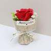 A las chicas les gusta el pequeño ramo fragante de rosas, flores de jabón, ramo de accesorios de regalo a juego para el romántico Día de San Valentín