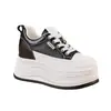 Zapatos Blancos para Mujer, Zapatos Casuales Versátiles para Personas Bajas, Nuevos Zapatos de Plataforma Ligeros Primavera 2025, Suela Gruesa de 8 cm Zapatos Internos para Mujer
