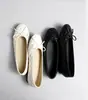 Sapatos Femininos de Bico Redondo, Estilo Pequena Fragrância Francesa, Color Block, Baixo Corte, Sapatos Únicos, Nova Chegada Primavera, Preto, Versátil, Sapatos para o Dia a Dia, Sapatilhas Ballet com Laço