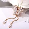 Cadena de suéter larga cruzada espejo para mujer, collar largo de tulipán, accesorios colgantes para ropa de temperamento, fabricantes venden