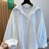 Camisa com Capuz Patchwork de Renda Branca Manga Longa Feminina 2026 Nova Solta Casual Toque de Luxo Camisa com Capuz Top