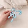 Pinza de Agarre Grande Hueca de Mariposa con Color Degradado Placa Trasera de Cabeza Todo Fósforo Pinza de Tiburón para el Cabello Accesorios para el Cabello Horquilla