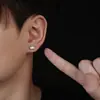 Aretes de circón ovalados para hombre, aretes de diseño simple de nicho hip-hop, accesorios de alta gama modernos y versátiles para mujer