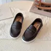 Zapatos Modernos para Niños 2026 Nuevo Estilo Cómodos Slip-On Zapatos Perezosos Casuales para Niños Mocasines Versátiles Zapatos de Cuero Modernos