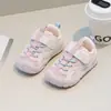 Zapatillas deportivas para correr al aire libre estilo coreano para niños y niñas, zapatos suaves de suela antideslizante para primavera y otoño para niños pequeños, zapatillas deportivas para niños, zapatos para bebé niña
