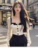[Andy Rong Wash] Blusa Quadrada Chic Estilo Desejo Puro Cor Vibrante Bloco de Cores Manga Longa para Mulheres, Nova Coleção de Outono