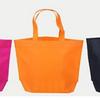 Fornecimento direto fácil de carregar bolsa de costura biodegradável bolsa de compras bolsa não tecida bolsa de prensagem a quente grande preço excelente