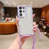 Cordón con Pedrería Color Caramelo Funda para Teléfono Móvil Adecuado para Samsung S24Fe Ranura Transparente A06 Anticaída A56/A36 Modelo para Mujer