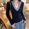 Suéter de Punto con Cuello Halter en V Retorcido y Mangas Largas para Mujer, Nuevo Otoño 2025, Top Exquisito y Único de Punto Falso de Dos Piezas Ajustado