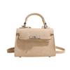 2025 Primavera Nuevo Bolso Kelly de Mano para Mujer Retro de Alta Gama Bolso de Hombro Cruzado Elegante a la Moda Bolso Cuadrado Pequeño