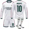 2627 Uniforme Principal do Real Madrid Camisa 7 Vinicius Número 10 Mbappe Outono/Inverno Manga Longa Kit de Futebol