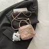 Corrente elegante de cor sólida, luxo leve, grande capacidade, padrão de diamante, bolsa de mão feminina nova moda 2026, bolsa transversal tipo caixa