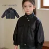 Fábrica de roupas infantis novidades de outono jaqueta cool para crianças nova jaqueta 2026 para meninos uso primavera e outono zíper jaqueta de couro lapela grande