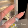 Acero de Titanio No se Desvanece Collar de Corazón Dulce Cadena para Clavícula de Corazón de Niña Incrustado con Circón Collar Popular Nicho Nuevos Accesorios