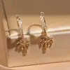 Lote mixto de varios estilos aretes de oro para mujer con colgante geométrico de circón microincrustado joyería de oreja de nicho de alta gama