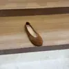 Primeiro Encontro com a Temporada: Sapatos Flats Retro de Camurça para Mulheres, Versáteis, Confortáveis, Mocassins Slip-On com Solado Macio