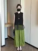 Nuevo conjunto de dos piezas para mujer: camiseta sin mangas de malla con retazos estilo chino y pantalones de pierna ancha de cintura alta, atuendo elegante y versátil para el verano