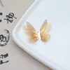 Acessórios Decorativos Borboleta Vazada Estilo Chinês Textura Elegante Dourado Prateado Adorno de Cabeça de Noiva Grampo de Cabelo Material Atacado