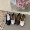 Sapatos de Salto Baixo Redondos Estilo Francês com Laço Plano, Sapatilhas Slip-On Simples e Versáteis para Mulheres que São Confortáveis e Não Cansam Seus Pés
