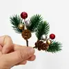 Decoración Navideña Agujas de Pino Árbol de Navidad Artificial Colgante de Piña Caja de Regalo para Empaquetar DIY Accesorios de Decoración Agujas de Pino Navideñas