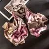 Cachecol Quente Novo de Imitação de Caxemira Transfronteiriço Xale Estampado com Flor de Hibisco Lenço Feminino Europeu e Americano Lenço de Alta Qualidade