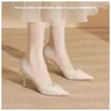 Tacones altos negros para mujer, tacón fino, otoño 2026, tacón pequeño de 7 cm, cómodos para los pies, anfitrión, punta fina, estilo francés, con faldas, zapatos de vestir