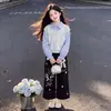 Pantalones casuales holgados de pierna ancha, modernos y elegantes, para niños mayores, conjunto de dos piezas para primavera/otoño 2026 con sudadera de manga larga