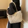Bolsa Grande Casual Simples Retrô para Mulheres 2026 Nova Versátil Grande Capacidade Bolsa Diária para o Trabalho Bolsa Escolar para Estudantes