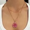 Collar de Cadena de Serpiente Ajustable con Flor de Goteo de Aceite Estilo Europeo y Americano, Cadena para Clavícula Extraíble con Colgante de Pétalo Degradado de Lujo Ligero de Nicho