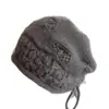 Gorro de moda de punto cálido de doble capa multicolor para mujer, estilo otoño e invierno 2026, con flores tejidas a crochet hechas a mano