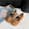Estilo balé~Sapatilhas femininas com tira elástica cruzada separadora de dedos falsa, bico fino e raso, confortáveis, versáteis, delicadas, sapatos retrô estilo Hepburn