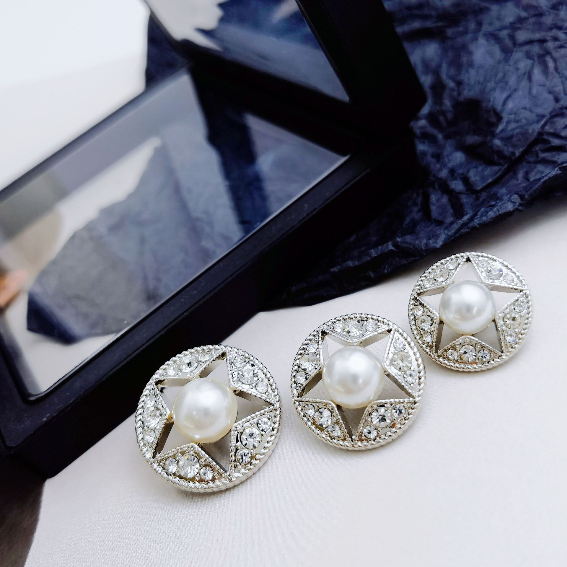 385c584f4b941f00c7c00133c2035e