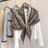Estilo Nuevo Otoño e Invierno Bufanda para Presbicia Jacquard de Tres Niveles Doble Cara Cálida Moda Elegante Chal para Mujeres Estilo de Marca Grande