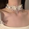 Collar de camelia negra para mujer, gargantilla oscura de lolita, cadena de clavícula, collar con correa para el cuello con especias de sirvienta de abstinencia
