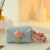 Bolsa de Maquiagem Veludo Cotelê Fofa Alto Valor de Cor Necessaire Flor Tulipa Para Sair Portátil Grande Capacidade Bolsa de Maquiagem