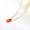 Collar con colgante de fresa acrílica de diseño creativo, cadena para la clavícula con forma de corazón y goteo de aceite rojo, joyería de acero inoxidable