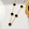 Conjunto de Joias Pulseira Brincos Colar Flor de Cinco Folhas Fritillaria de Aço Inoxidável Elemento de Joias Populares Transfronteiriças para Mulheres