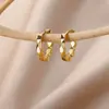 Pendientes de Oro de 18K Elegantes Transfronterizos Lujo Accesible Europeos y Americanos de Gama Alta Versátiles Simples para Piercing de Oreja para Mujeres Fabricante Mayorista