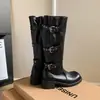 Botas de caballero con hebilla de cinturón desmontable estilo británico, nuevo modelo de comercio exterior otoño e invierno 2026, caña ancha, tacón grueso, botas de caña alta apiladas