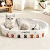 Placa arranhadora para gatos e cama para gatos com estampa de vaca branca, durável e sem soltar pelos, design tudo-em-um, papelão ondulado resistente a arranhões, brinquedo arranhador para gatos, suprimentos para animais de estimação