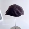 Gorro de Punto Artístico con Trenzas para Mujer Otoño Invierno Versátil Adelgazante Facial Gorra Pico Protección contra el Frío Calidez Boina Tendencia