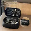 Bolsa de Cosméticos Acolchada Coreana Bolso de Hombro de PU Negro Bolsa de Cosméticos Gran Capacidad Bolsa de Cosméticos Popular para Viaje Neceser